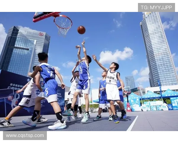 篮球巨星与足球传奇跨界对话共话运动激情与未来发展